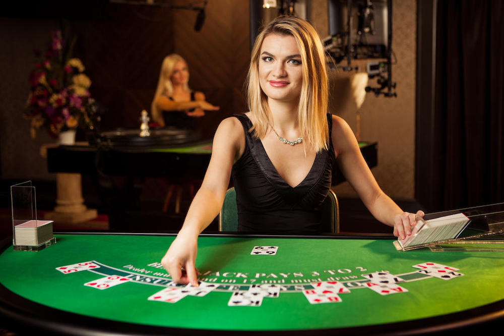 How to Play Live Casino Holdem 1
